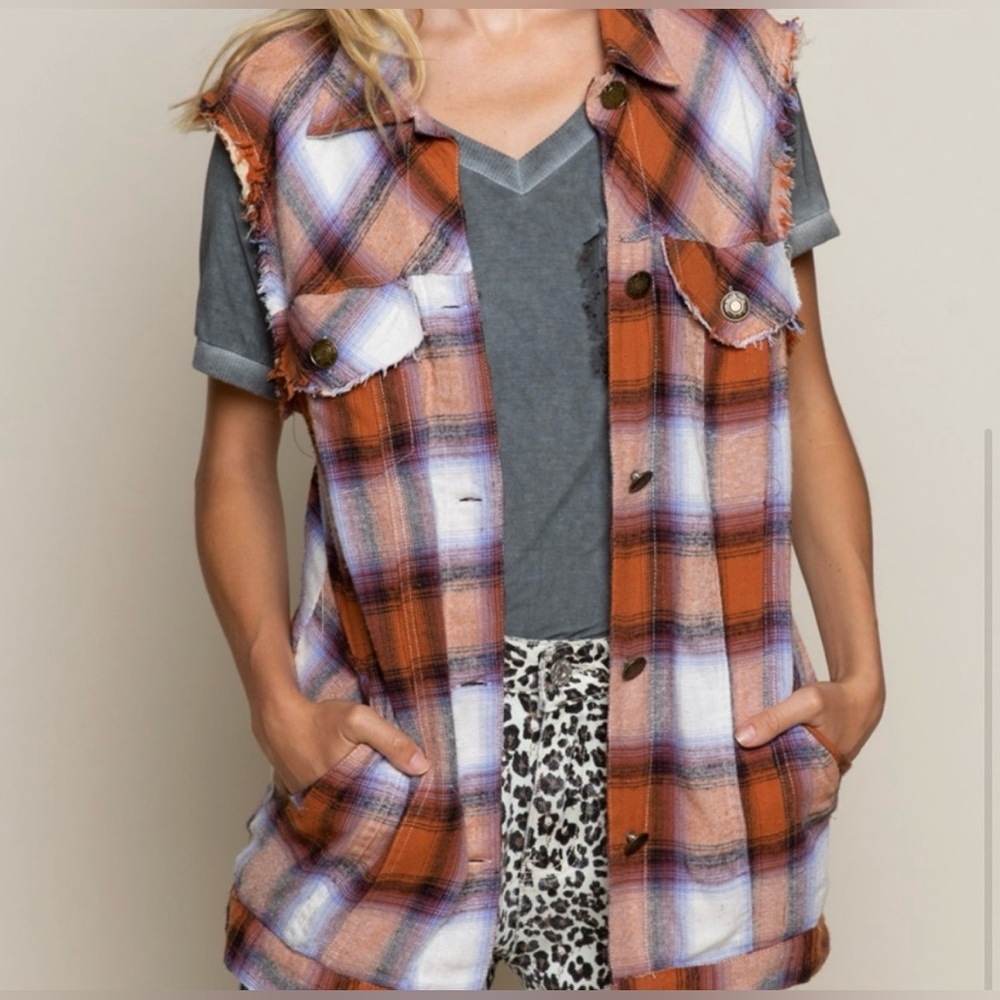🔥 POL Distressed Plaid Button-Down Vest – Rust Orange 🔥 📫Fast Shipping - Picture 2 of 4